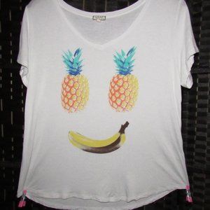 PINEAPPLE 'BRA' STRETCH V-NECK SHIRT-BANANA SMILE!
